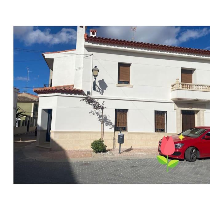 Agradable Casa Con Chimenea Interior Y Barbacoa. Holiday home
