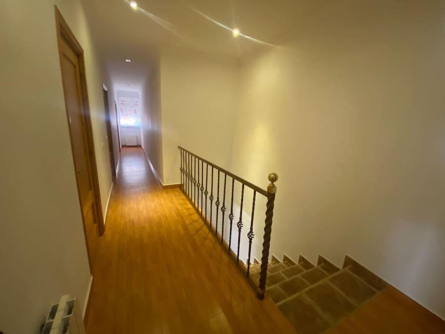 Holiday home Agradable Casa Con Chimenea Interior Y Barbacoa. *